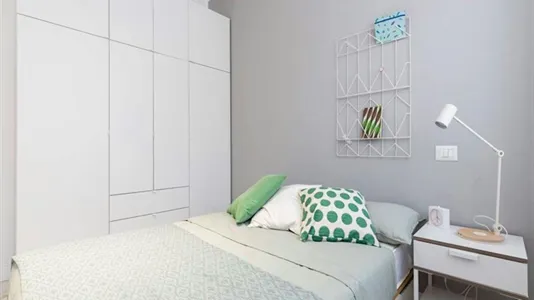 Rooms in Milano Zona 5 - Vigentino, Chiaravalle, Gratosoglio - photo 2