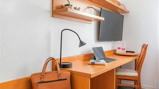 Apartments in Lyon - photo 4