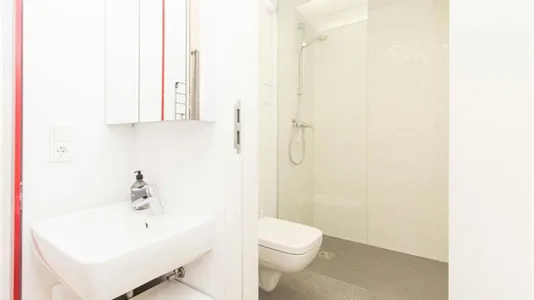 Apartments in Location is not specified - photo 8