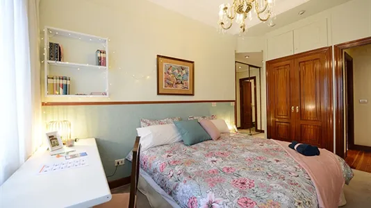 Rooms in Bilbao - photo 4