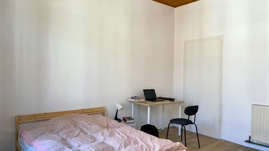 Rooms in Brussels Schaarbeek - photo 9