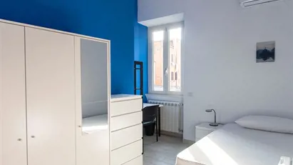 Room for rent in Roma Municipio VII – Appio-Latino/Tuscolano/Cinecittà, Rome