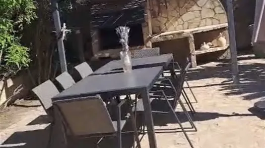 Houses in Bétera - photo 8