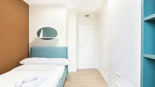 Apartments in Milano Zona 8 - Fiera, Gallaratese, Quarto Oggiaro - photo 9