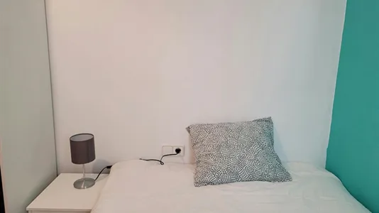 Rooms in Barcelona Eixample - photo 4