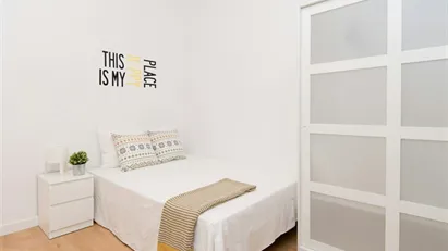 Room for rent in Madrid Moncloa-Aravaca, Madrid
