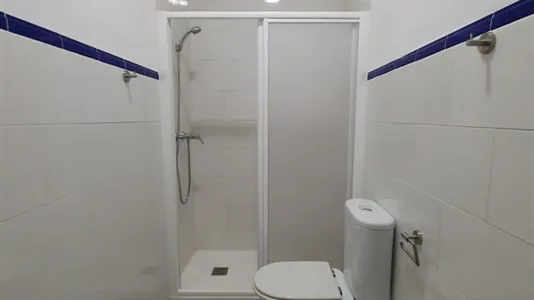 Rooms in Granada - photo 7