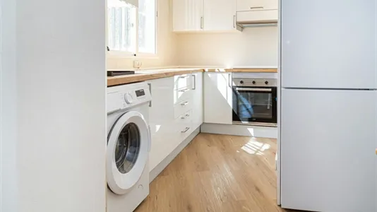 Rooms in Zaragoza - photo 9