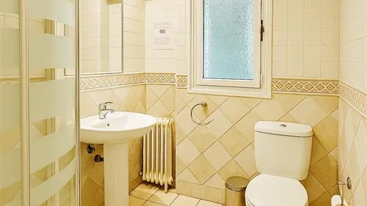 Rooms in Madrid Chamberí - photo 4