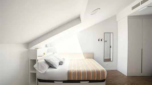 Rooms in Alcalá de Henares - photo 1