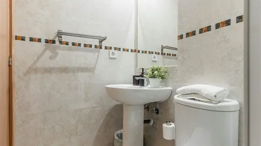 Rooms in Madrid Centro - photo 5