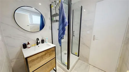 Rooms in Lyon - photo 4