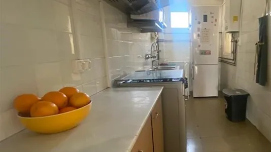 Rooms in Sabadell - photo 5