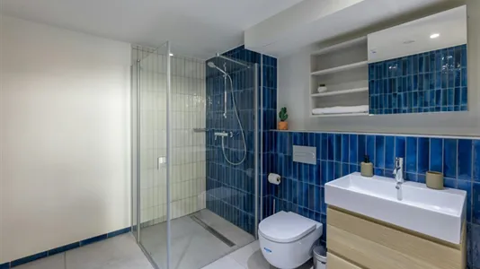 Apartments in Barcelona Ciutat Vella - photo 7