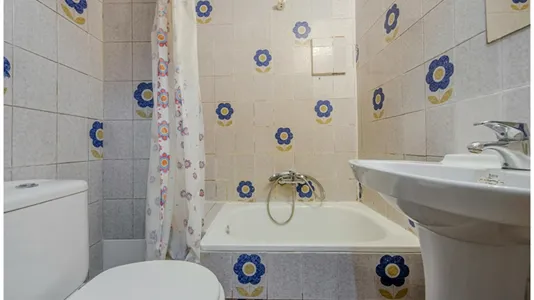 Rooms in Madrid Retiro - photo 9