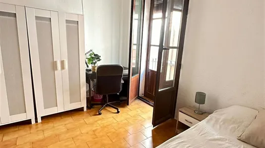 Rooms in Granada - photo 2