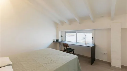 Rooms in Alfara del Patriarca - photo 6