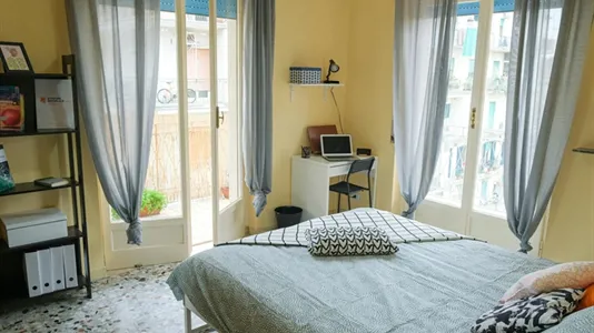 Rooms in Napoli Municipalità 10 - photo 1
