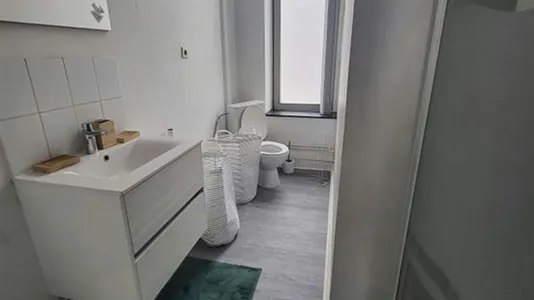 Rooms in Charleroi - photo 6