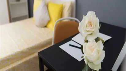 Room for rent in Milano Zona 6 - Barona, Lorenteggio, Milan