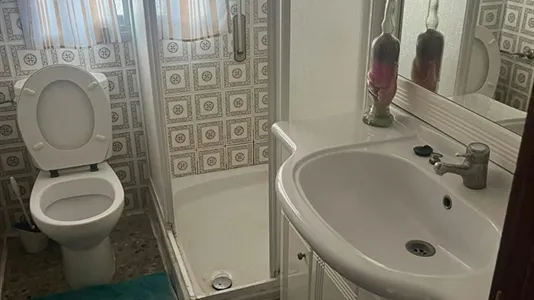 Rooms in Albacete - photo 7