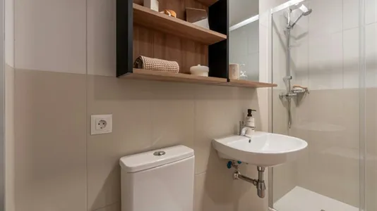 Rooms in Madrid Moncloa-Aravaca - photo 5