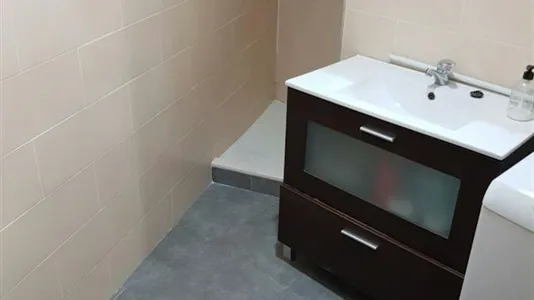 Rooms in el Camí de Vera - photo 8