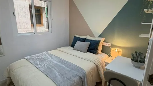 Rooms in Valencia Ciutat Vella - photo 1