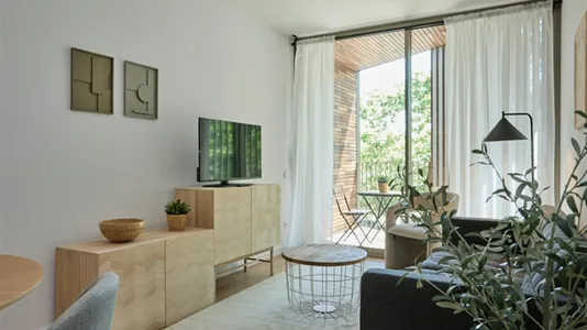 Apartments in Barcelona Eixample - photo 3