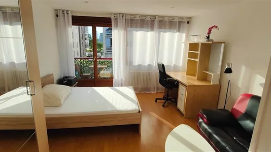 Rooms in Saint-Julien-en-Genevois - photo 1