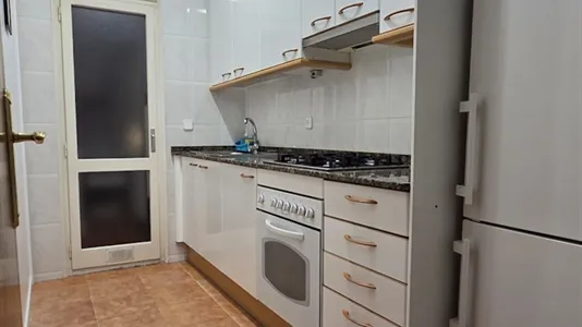 Rooms in Barcelona Eixample - photo 7