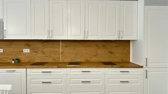 Rooms in Madrid San Blas - photo 9