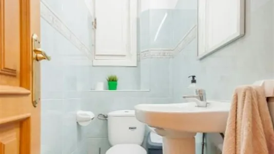 Rooms in Madrid Chamberí - photo 10