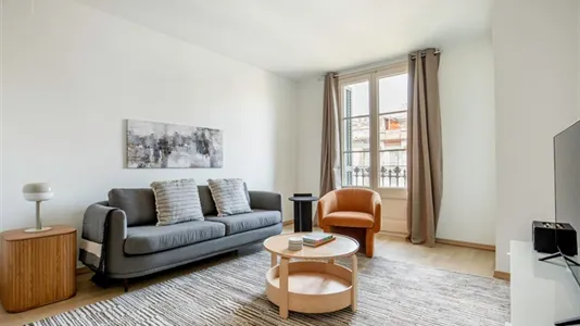 Apartments in Barcelona Eixample - photo 3
