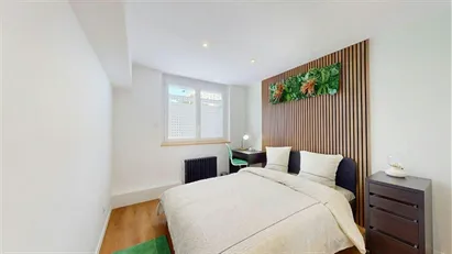 Room for rent in Lyon, Auvergne-Rhône-Alpes