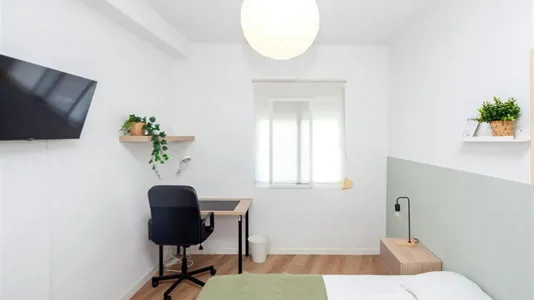 Rooms in Valencia Camins al Grau - photo 2