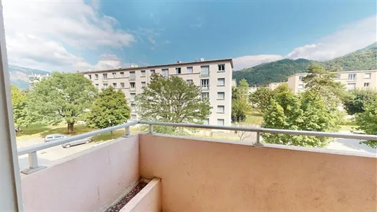 Apartments in Grenoble - photo 3