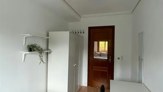 Rooms in Mislata - photo 2