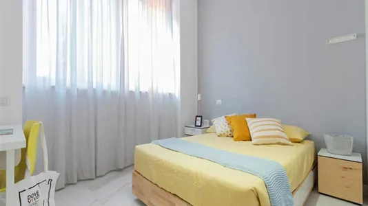Rooms in Milano Zona 5 - Vigentino, Chiaravalle, Gratosoglio - photo 3