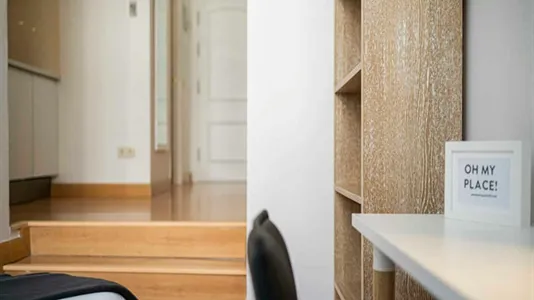 Rooms in Madrid Centro - photo 10