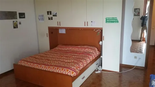 Rooms in Milano Zona 4 - Vittoria, Forlanini - photo 1