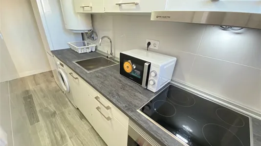 Rooms in Madrid Hortaleza - photo 7