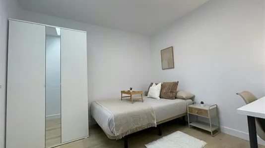 Rooms in El Prat de Llobregat - photo 6