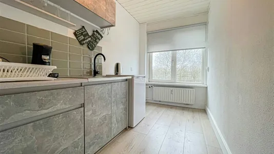 Apartments in Dordrecht - photo 6