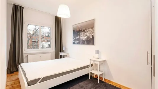 Rooms in Berlin Lichtenberg - photo 9