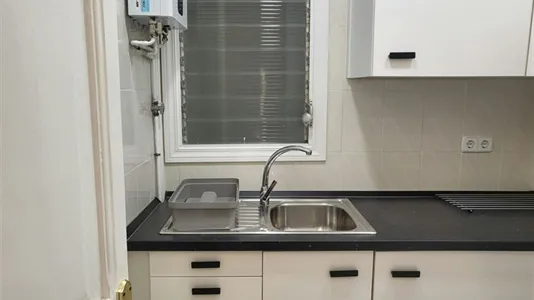 Rooms in Barcelona Eixample - photo 7