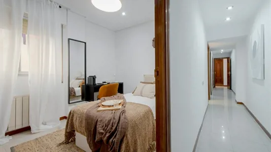 Rooms in Madrid Retiro - photo 2