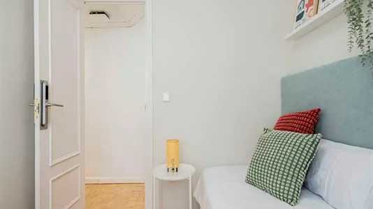 Rooms in Madrid Chamartín - photo 5