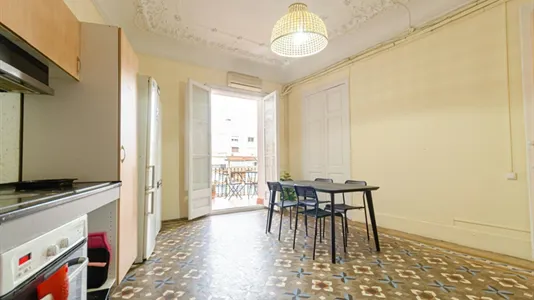 Rooms in Barcelona Eixample - photo 3
