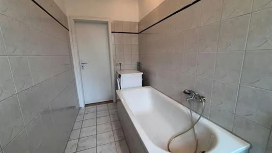 Apartments in Burgenlandkreis - photo 9